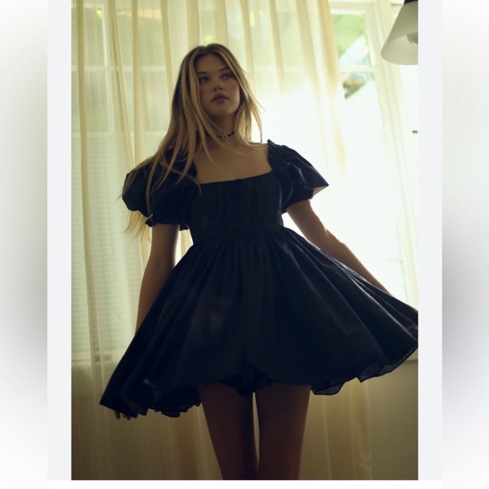 Selkie Black Puff-Sleeve Mini Dress